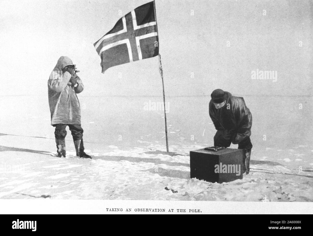 Prendendo un osservazione al palo. In: 'Il Polo Sud', da Roald Amundsen, 1872-1928 Foto Stock