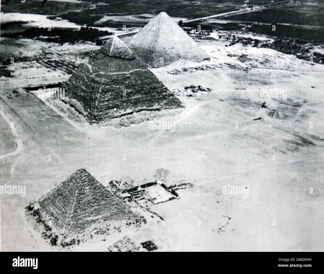 Fotografia delle piramidi egiziane nel 1928 da Sir Alan John Cobham, 1894 - 1973. Egli era un inglese un pioniere dell'aviazione Foto Stock