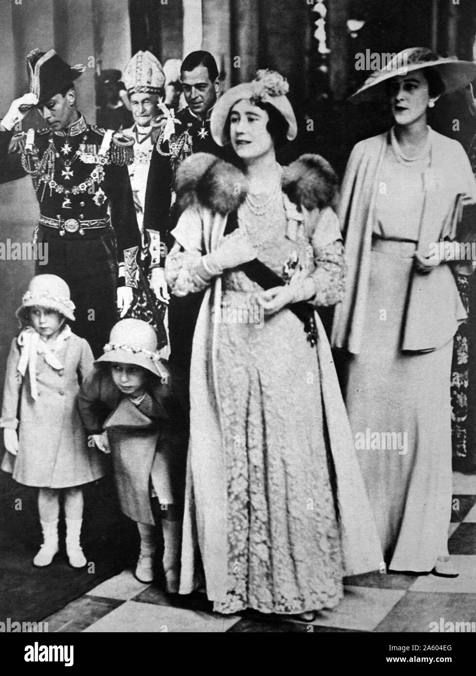 Fotografia scattata sulla Giornata giubilare del re George V (1865-1936) con la regina Maria di Teck (1867-1953) alla Cattedrale di San Paolo. In data xx secolo Foto Stock