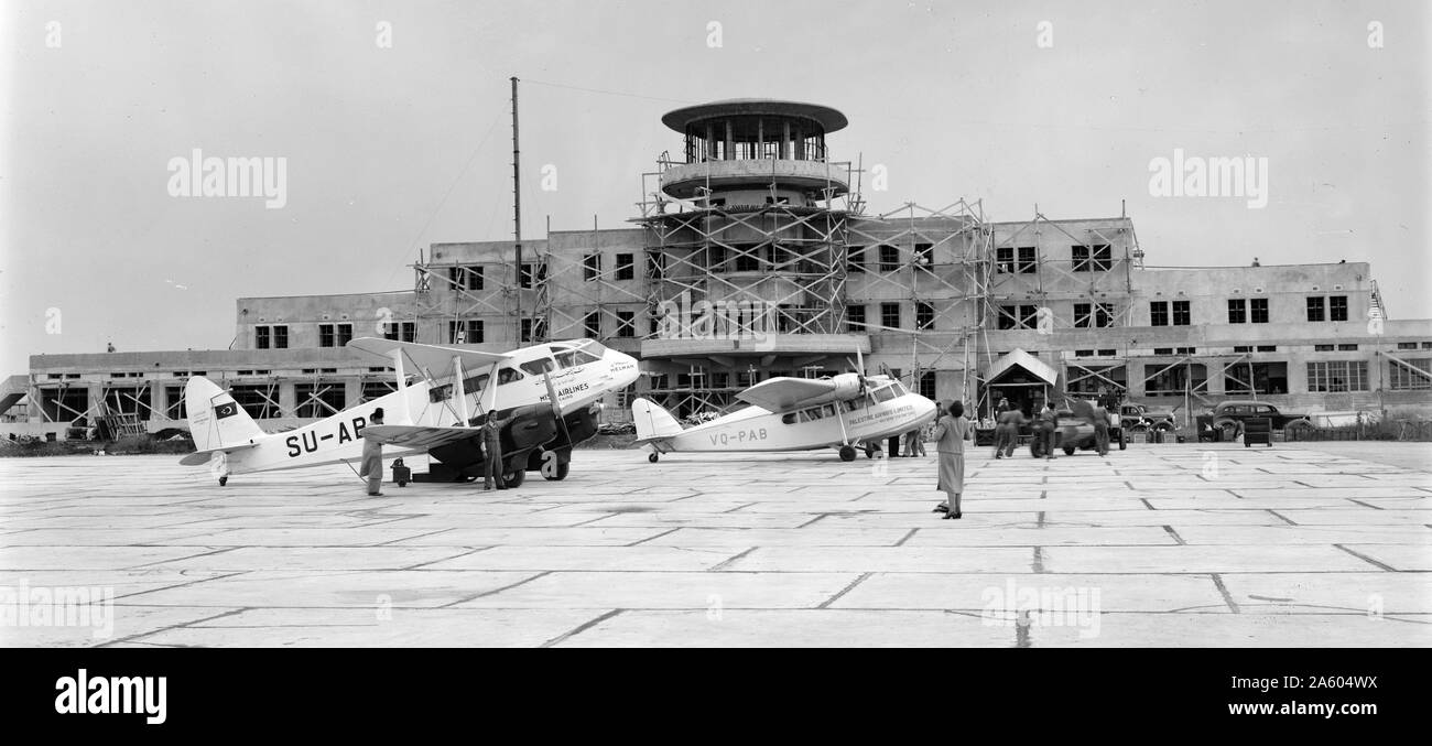 Lydda Airport. Edificio aeroportuale che mostra un piano Misr & Palestina Airways piano 1948 Circa Foto Stock