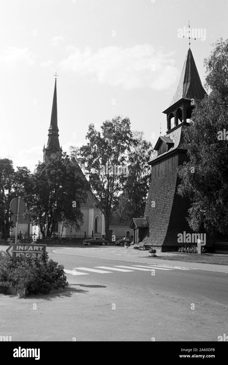Glockenturm der Kirche des Erzengels Michael, Mora, Schweden, 1969. Il campanile della chiesa di San Michele Arcangelo, Mora, Svezia, 1969. Foto Stock