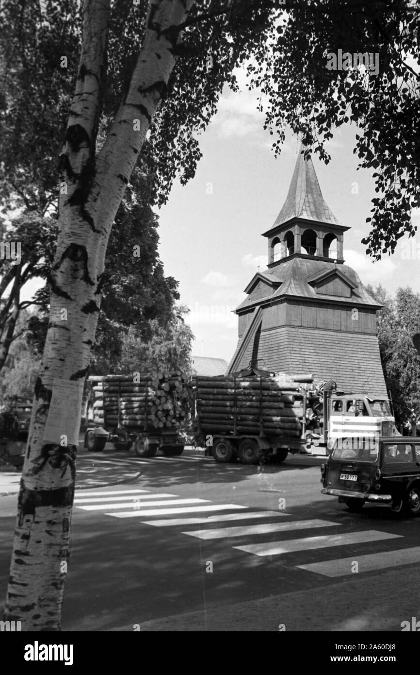 Glockenturm der Kirche des Erzengels Michael, Mora, Schweden, 1969. Il campanile della chiesa di San Michele Arcangelo, Mora, Svezia, 1969. Foto Stock