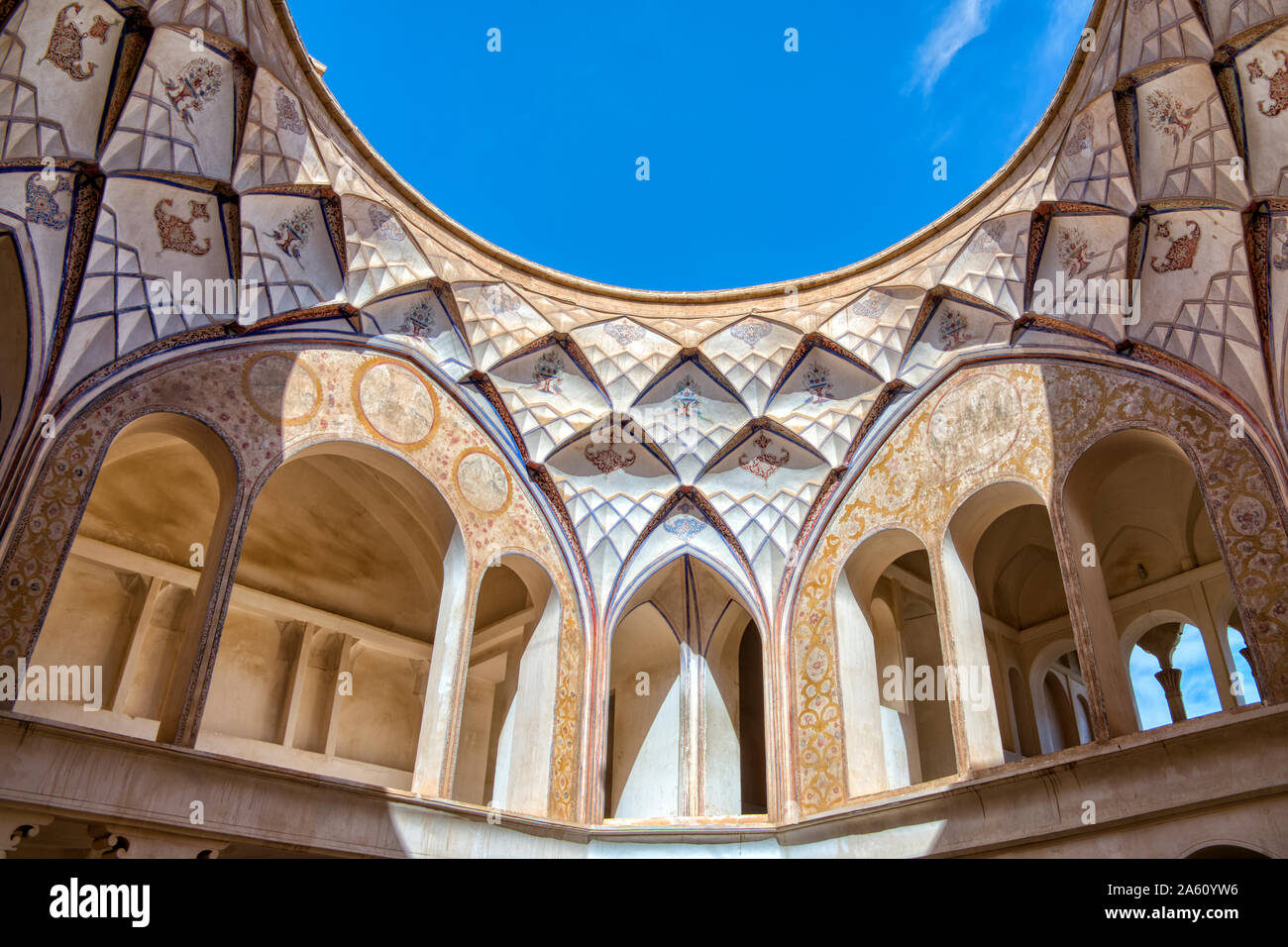 Casa Tabatabai, foro di luce, Provincia di Isfahan, Repubblica Islamica di Iran, Medio Oriente Foto Stock