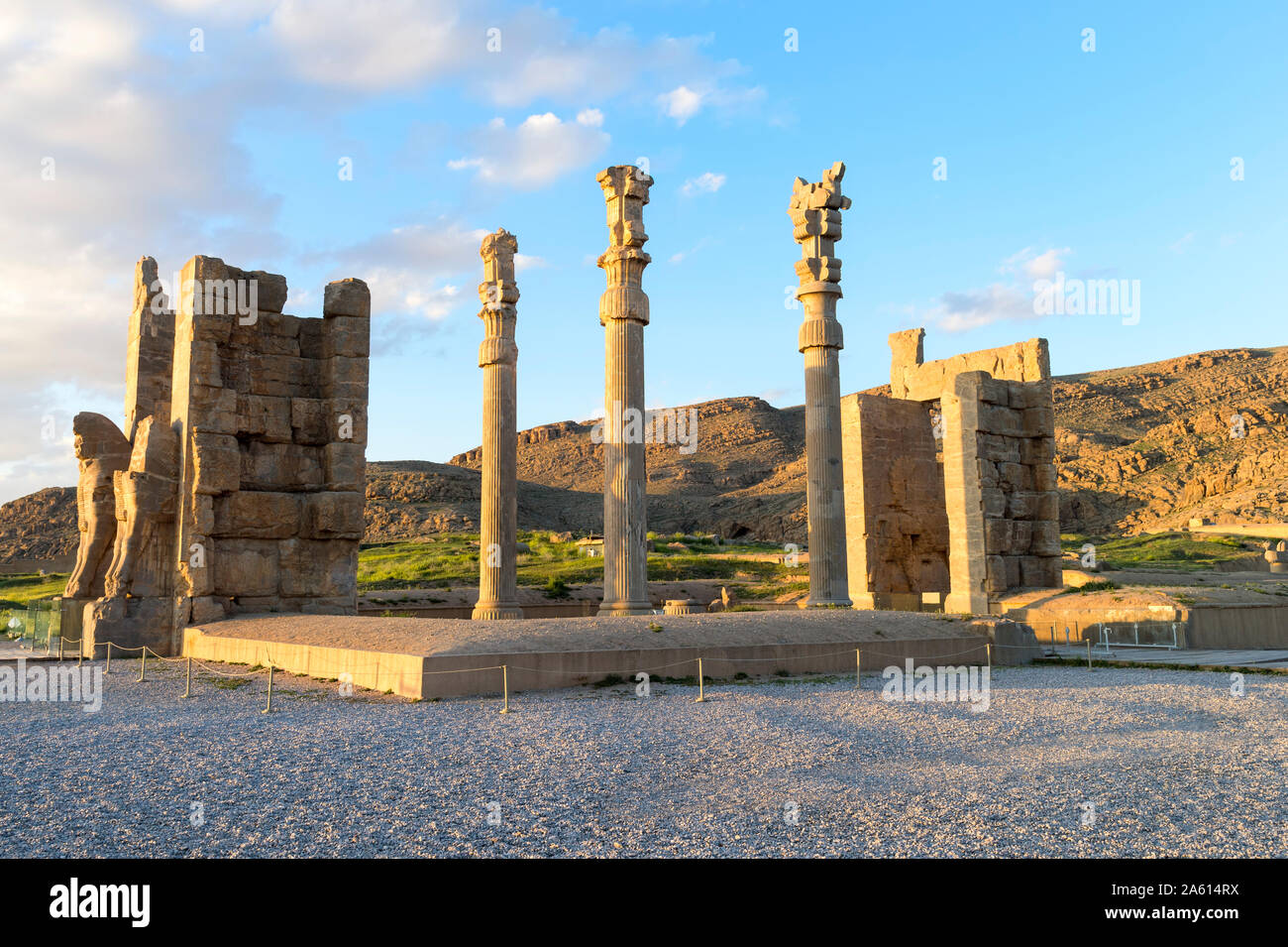 Gate di All-Lands, Persepolis, Sito Patrimonio Mondiale dell'UNESCO, far Provincia, Repubblica Islamica di Iran, Medio Oriente Foto Stock