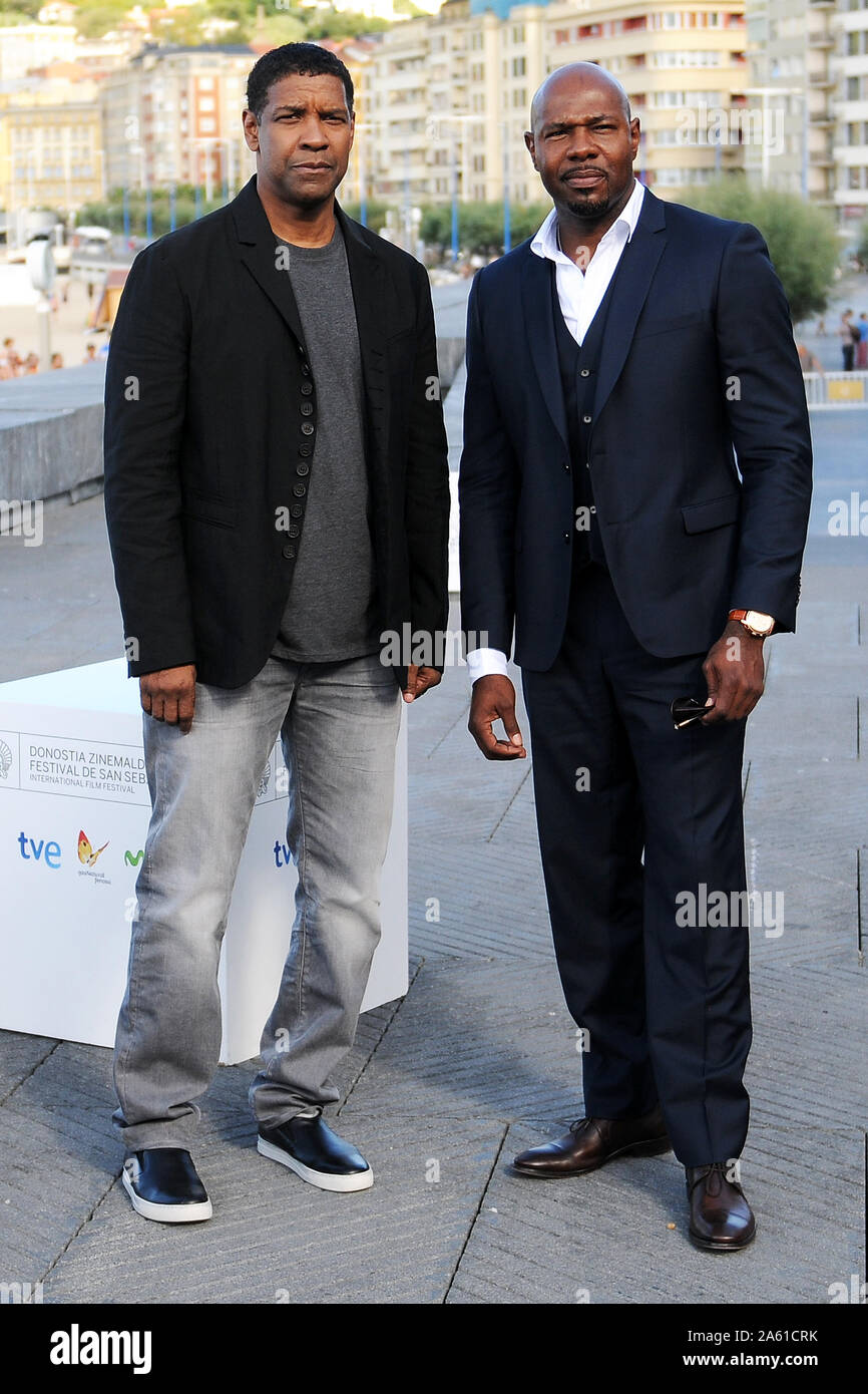 Denzel Washington e Antoine Fuqua frequentare photocall per il film 'L' equalizzatore (credito Immagine: © Julen Pascual Gonzalez) Foto Stock