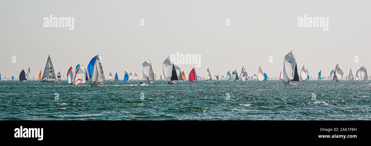 Cowes Giugno 29, 2019, l'isola gara sull'Isola di Wight Foto Stock