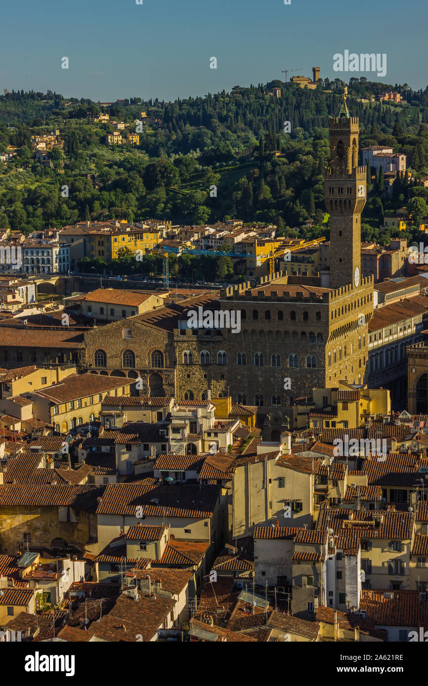 Una foto di Palazzo Vecchio come visto dal campanile di Giotto. Foto Stock