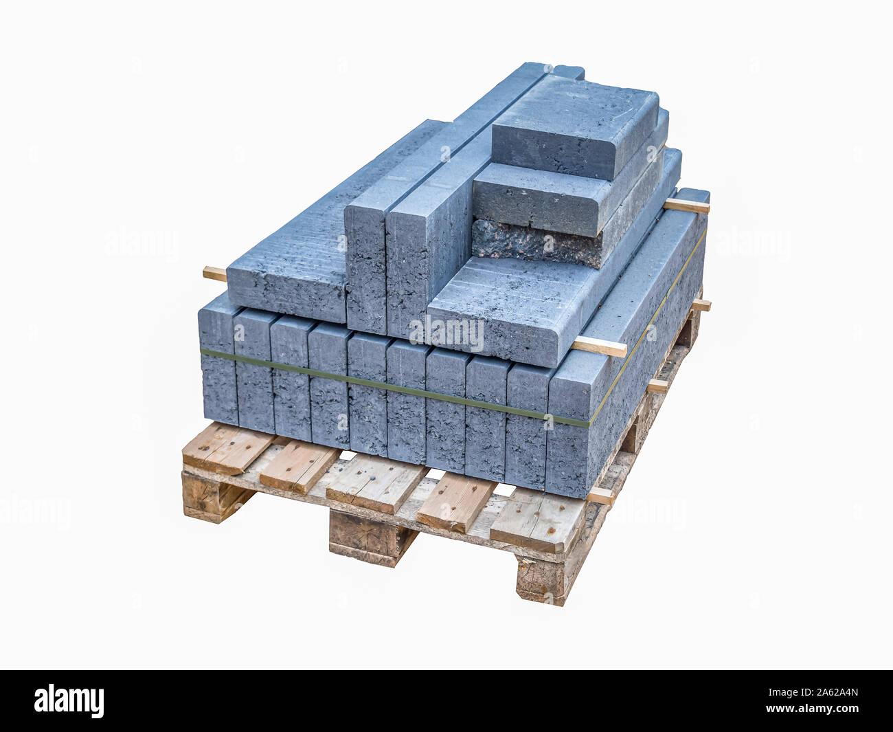 Pietre per pavimentazione in costruzione di strada isolato su un pallet Foto Stock