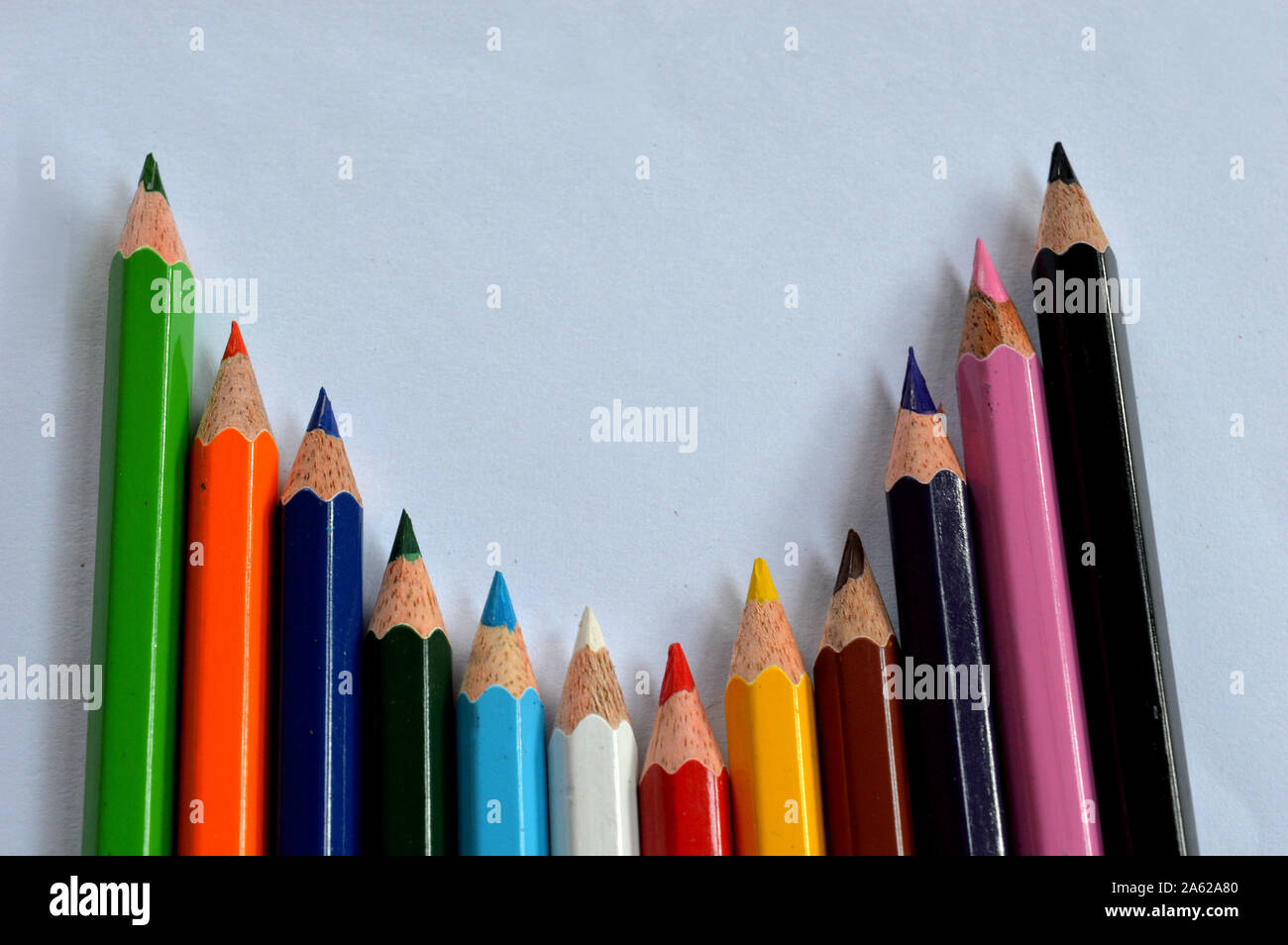 Colore versando una matita per scopo di disegno Foto Stock