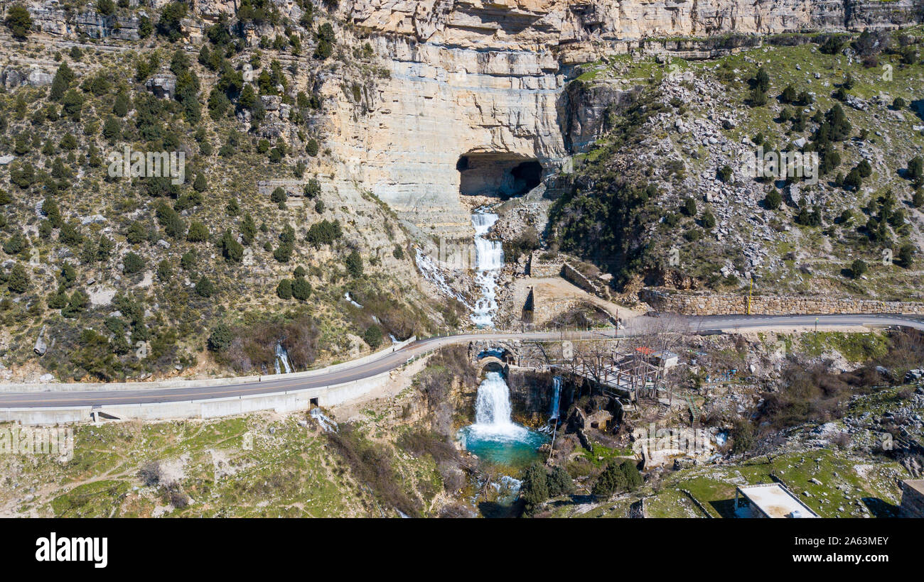 Afqa Grotta e cascata, Afqa, Libano Foto Stock