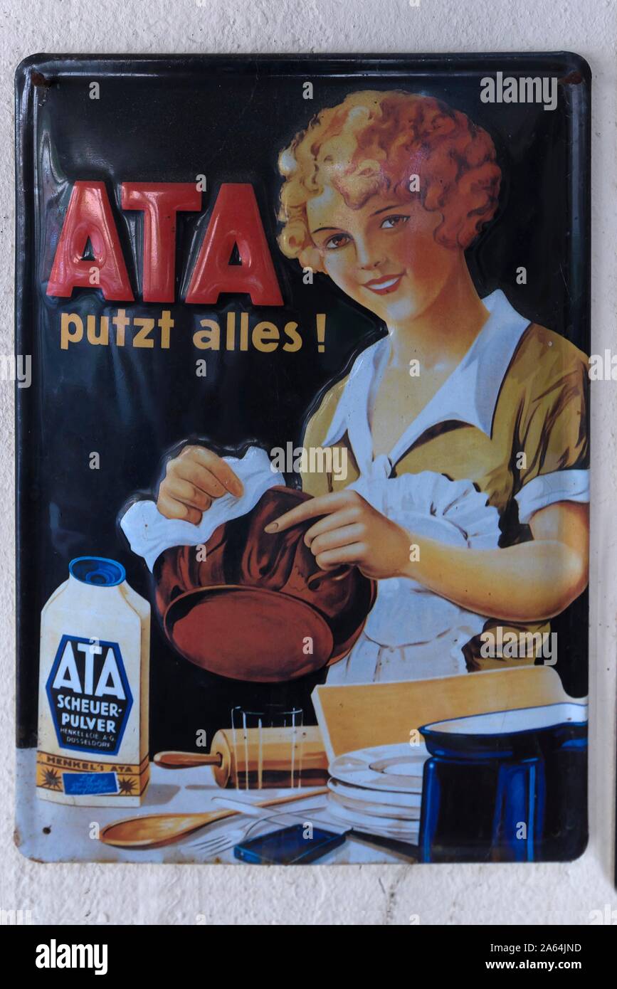 Nostalgico pubblicità segno in lamiera di metallo, agente di pulizia Ata degli anni cinquanta, Baviera, Germania Foto Stock