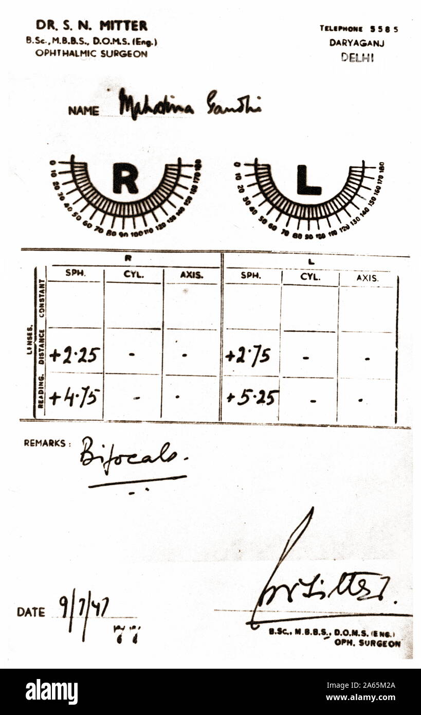 Il Mahatma Gandhi occhio test report, Delhi, India, Asia, 9 Luglio 1947 Foto Stock