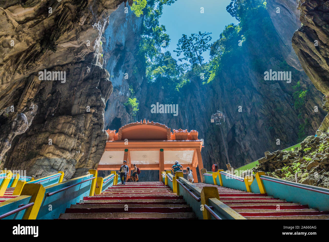 Grotte Batu Kuala Lumpur Selangor, Malaysia. Il 18 marzo 2019. Una vista dell'interno delle grotte presso le Grotte di Batu in Malesia Foto Stock