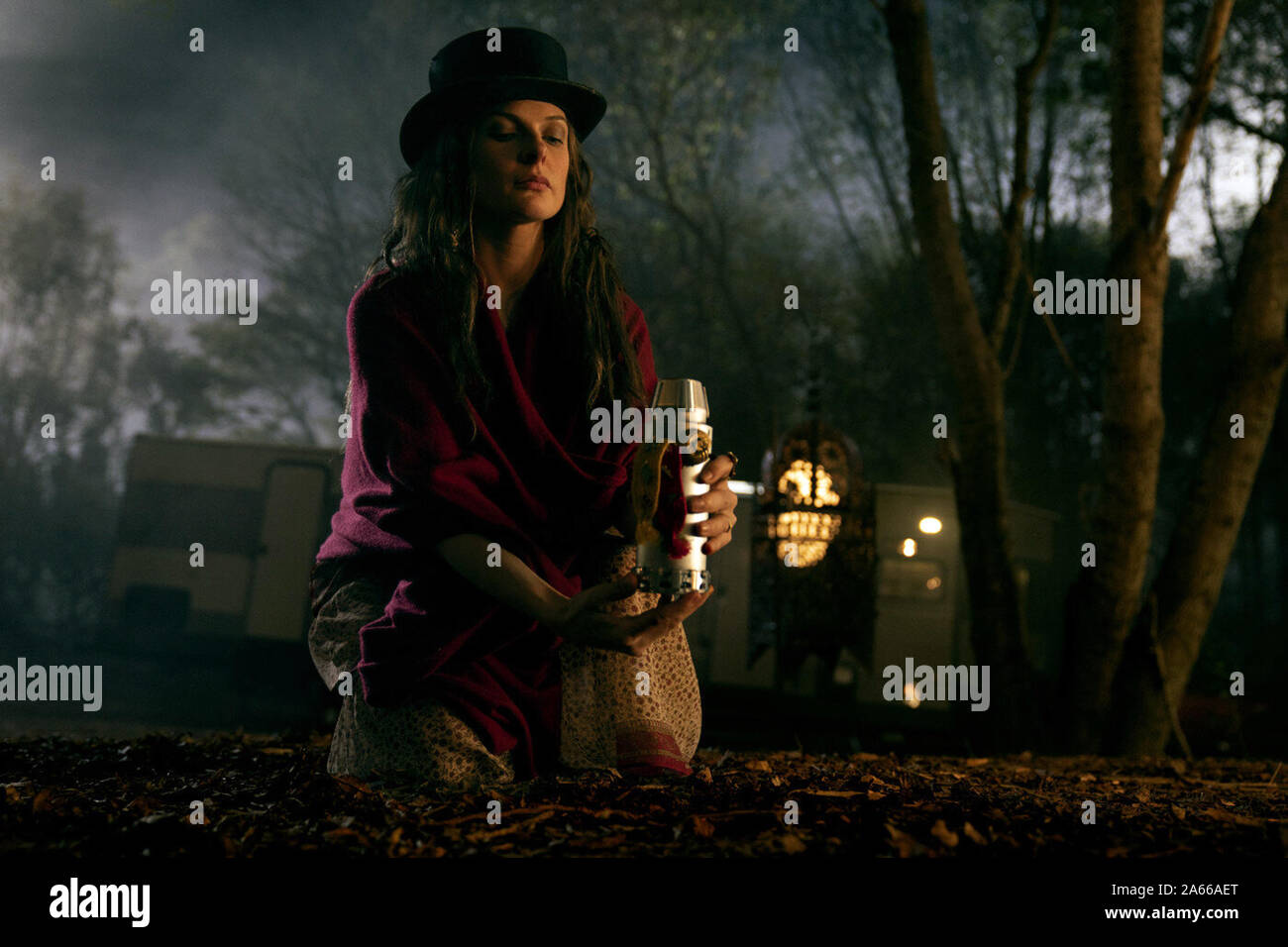 Dora e la città perduta di oro è un 2019 American Adventure commedia film che è un live-action adattamento di Nickelodeon la serie televisiva Dora the Explorer. Diretto da James Bobin, stelle Isabela Moner come il carattere di titolo, con Eugenio Derbez, Michael Peña, Eva Longoria e Danny Trejo in ruoli di supporto. Questa fotografia è fornito per il solo uso editoriale ed è il copyright del film company e/o il fotografo designato assegnato dal film o società di produzione. Medico il sonno è un imminente American film horror basato sul romanzo 2013 dello stesso nome da Stephen King, whi Foto Stock