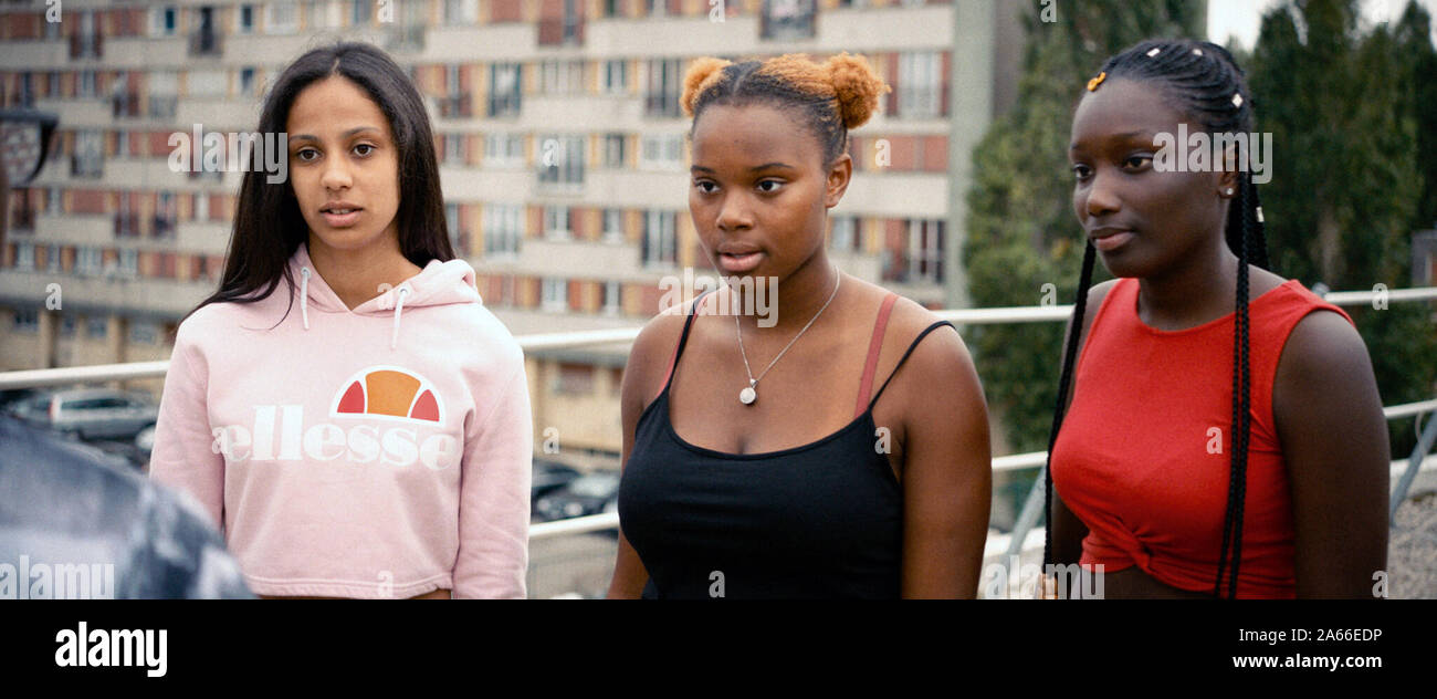 Les Misérables è un 2019 dramma francese film diretto e co-scritto da Ladj Ly, Questa fotografia è fornito per il solo uso editoriale ed è il copyright del film company e/o il fotografo designato assegnato dal film o società di produzione. Foto Stock