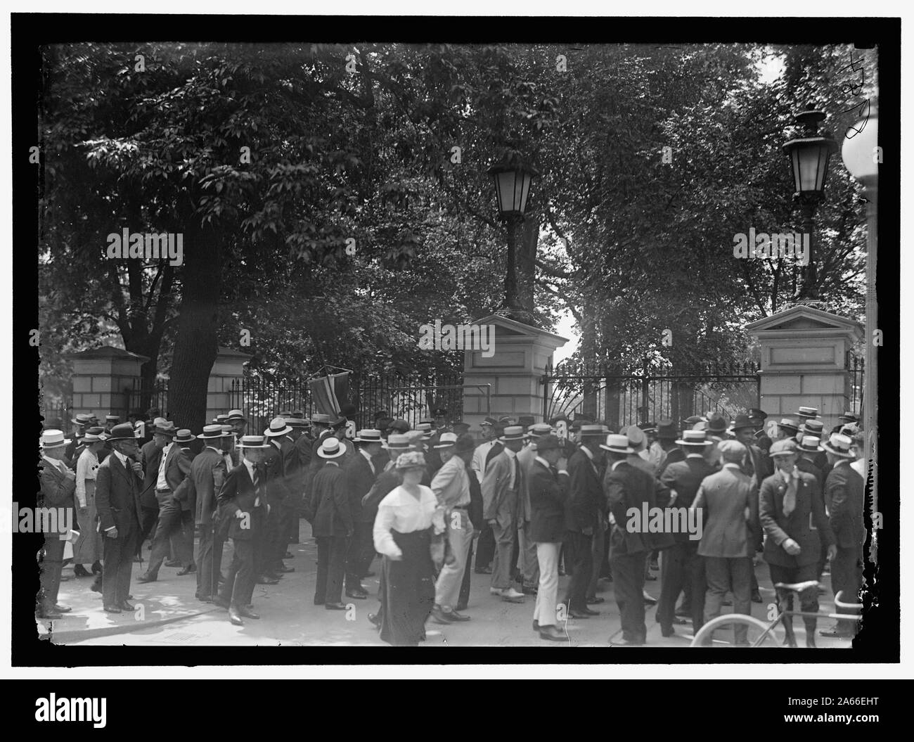 Donna suffragio riot al White House GATE Foto Stock
