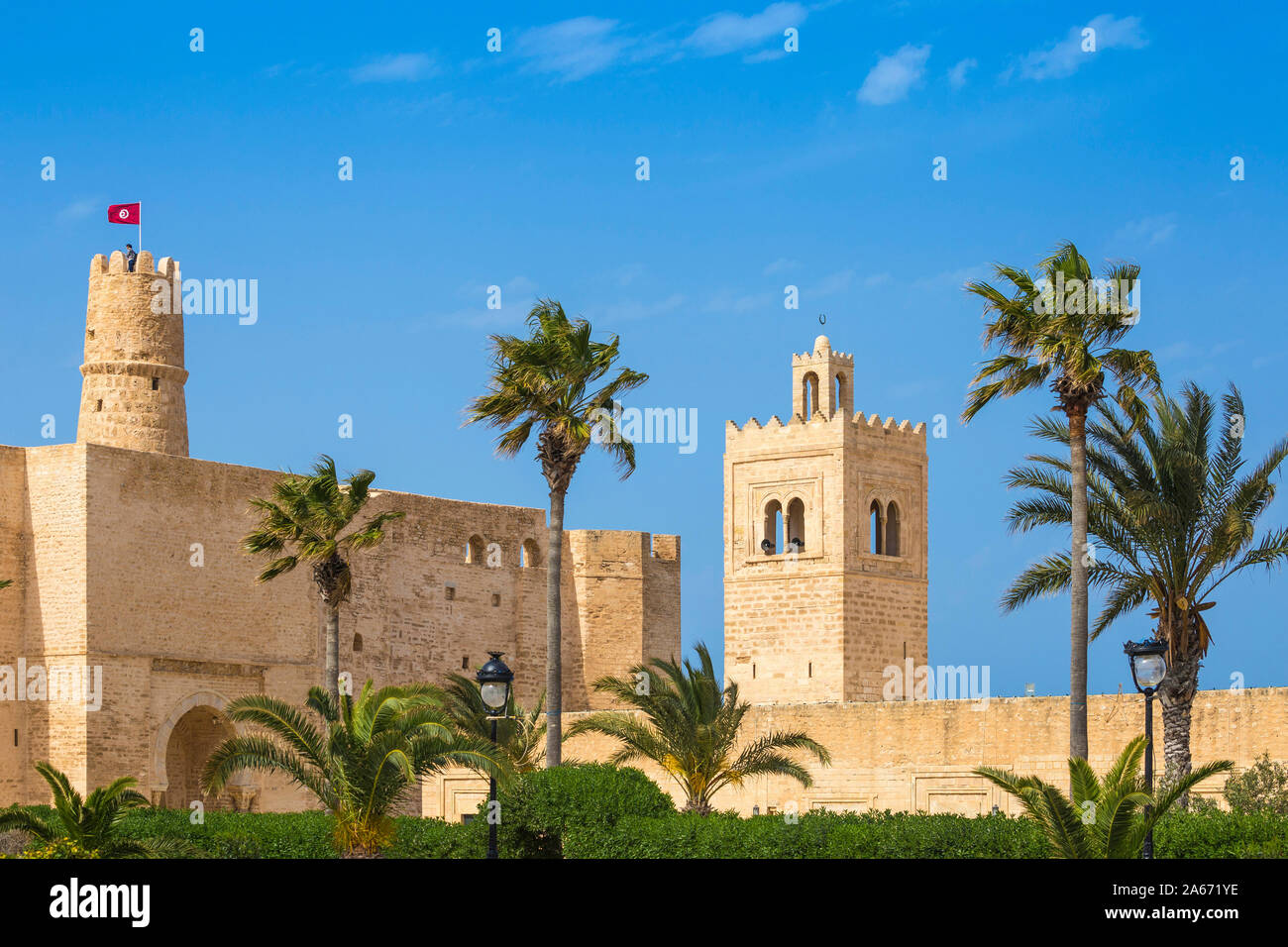 La Tunisia, Monastir, Fort e la grande moschea Foto Stock
