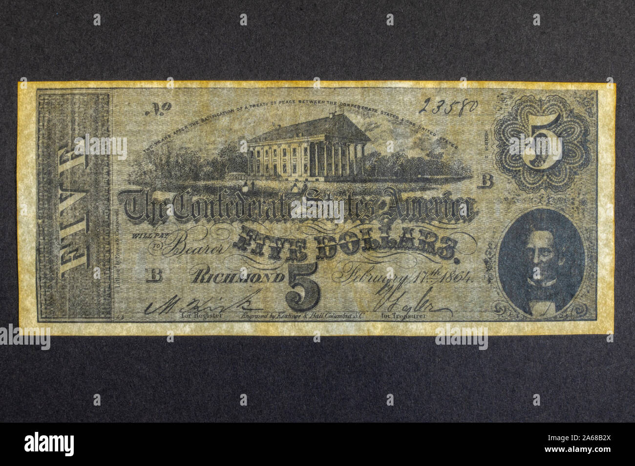 Una replica del 1864 DI CINQUE DOLLARI ($5) banca nota da Stati Confederati d'America (1861-65) Foto Stock