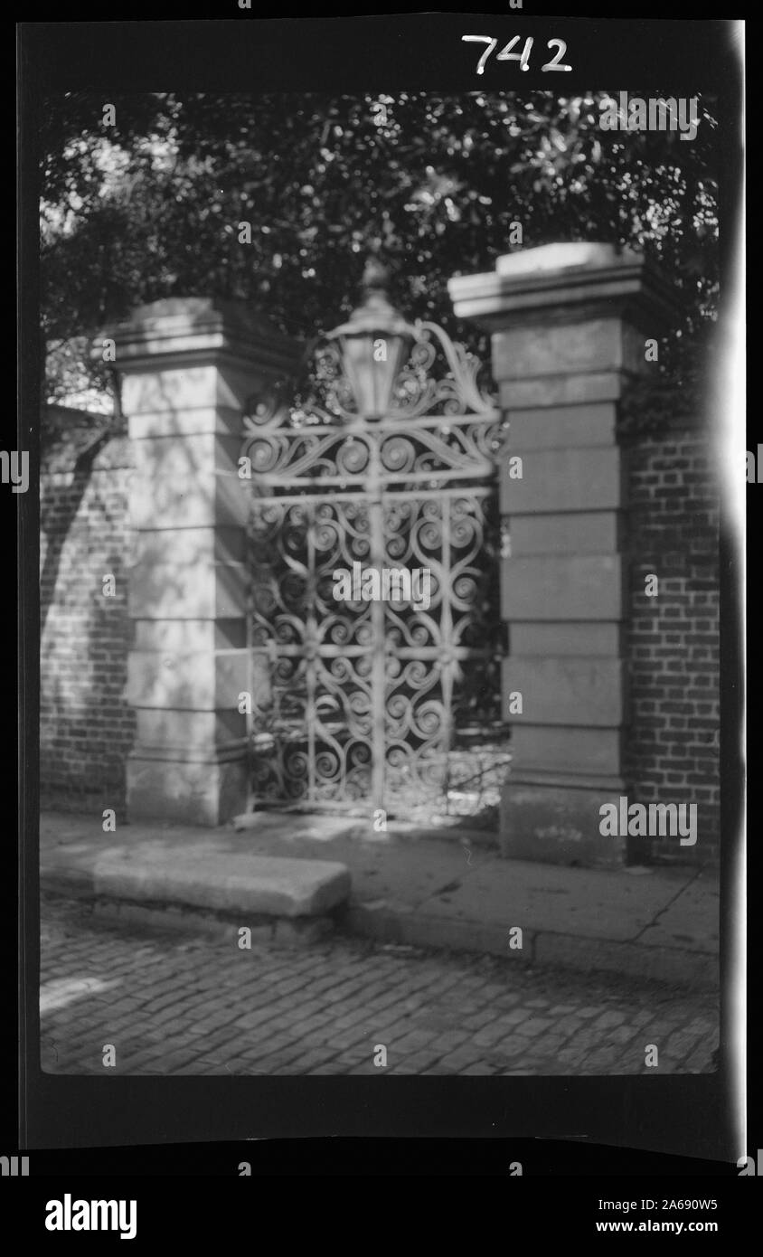 Cancellata in ferro battuto, New Orleans o Charleston, Carolina del Sud Foto Stock