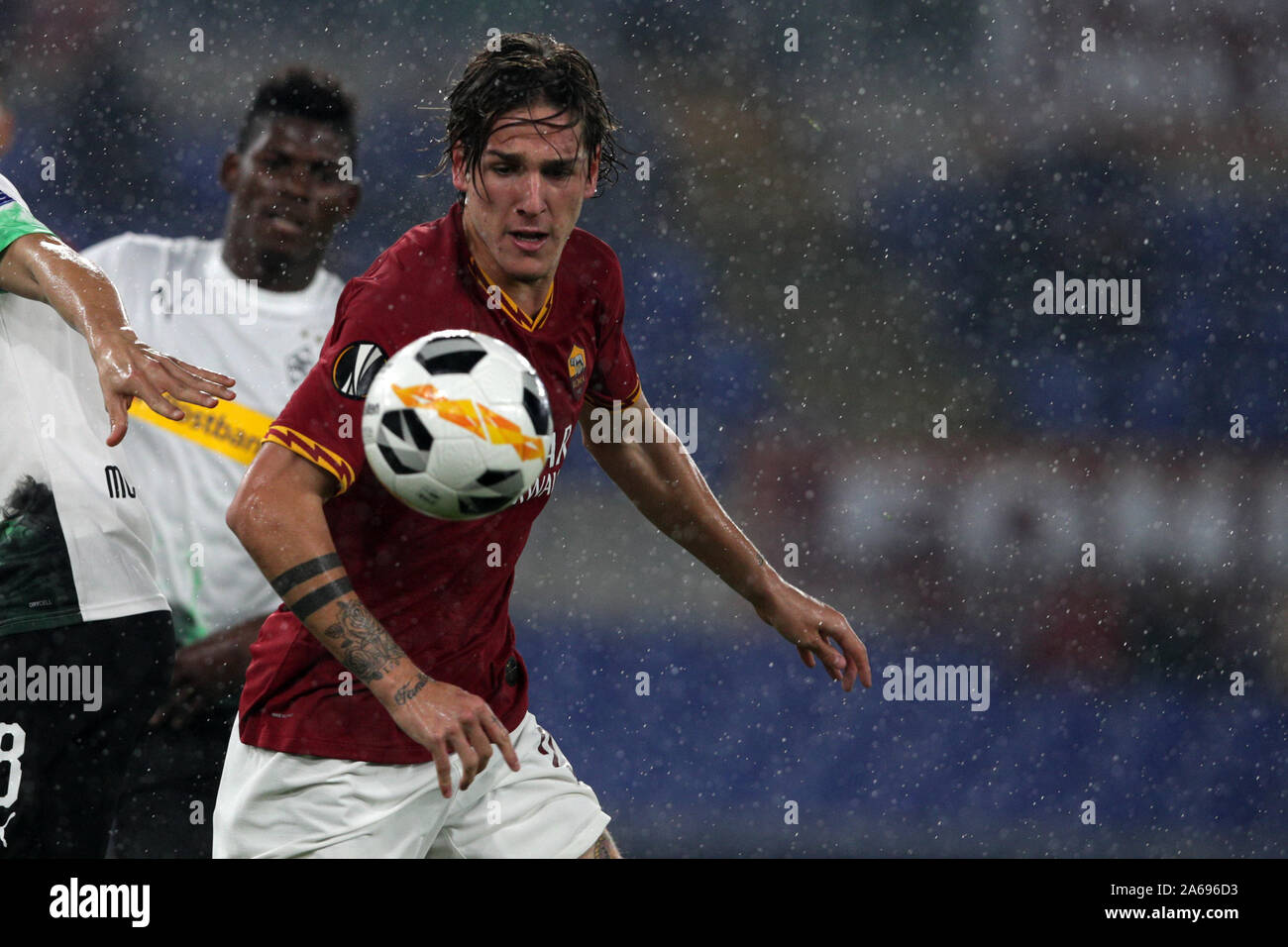 Roma, Italia. 25 ott 2019. Roma 24/10/2019 Stadio Olimpico di Europa League AS Roma vs Borussia Moenchengladbach Nicolo Zaniolo ( Roma ) come Roma e Borussia Moenchengladbach anche il terzo turno di Europa League da 1-1 (foto di Giuseppe Fama/Pacific Stampa) Credito: Pacific Press Agency/Alamy Live News Foto Stock