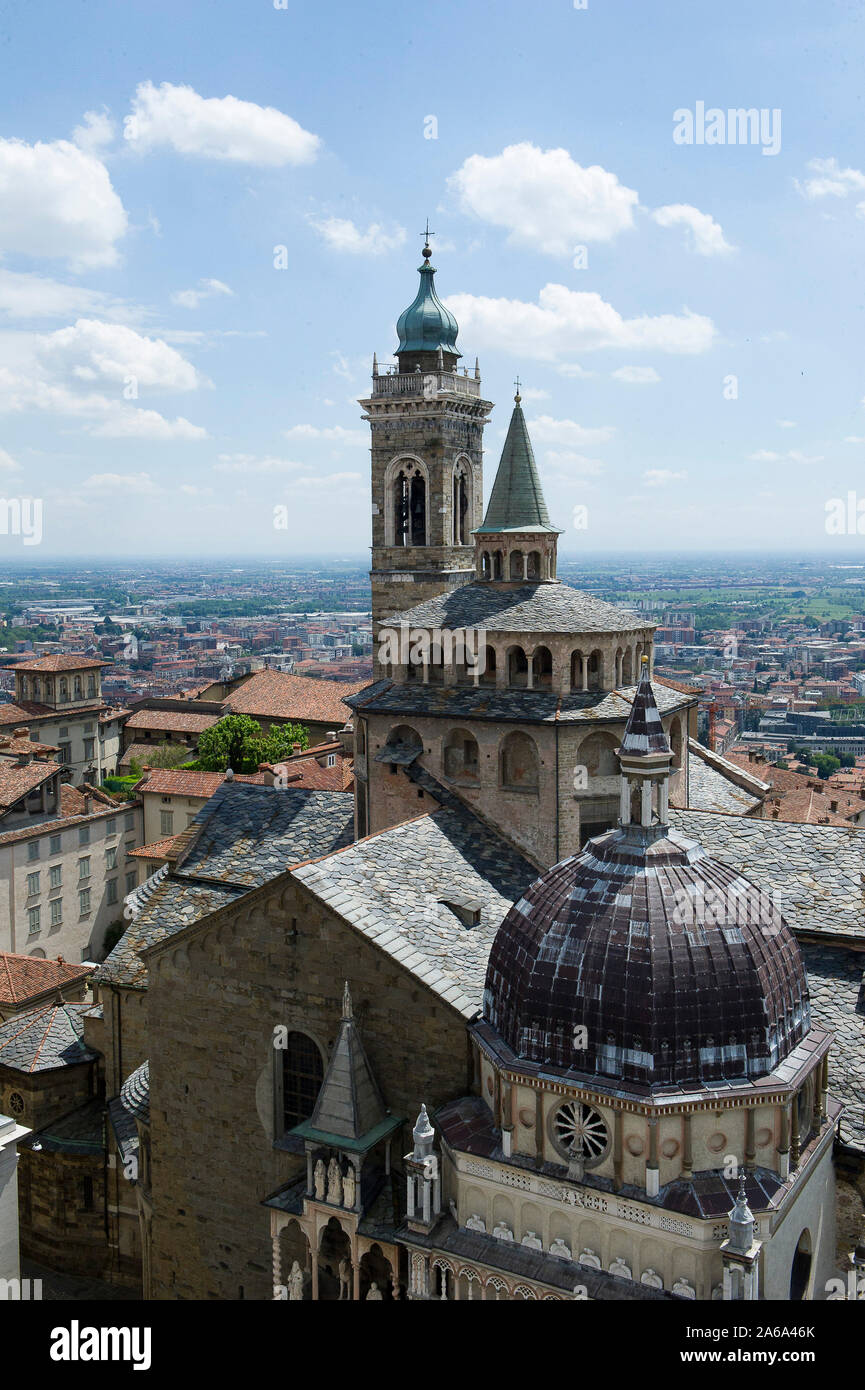 La Vecchia Città Alta di Bergamo, Lombardia, Italia. Patrimonio Mondiale dell'Unesco. Basilica s. Maria Maggiore Foto Stock