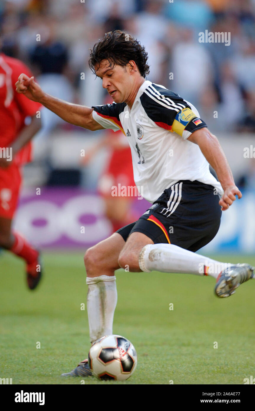 FIFA stadium Colonia Germania 18.6.2005, calcio: FIFA Conferderations Cup, Tunisia (TUN,rosso) vs Germania (GER,bianco) 0:3, Michael BALLACK (GER) Foto Stock