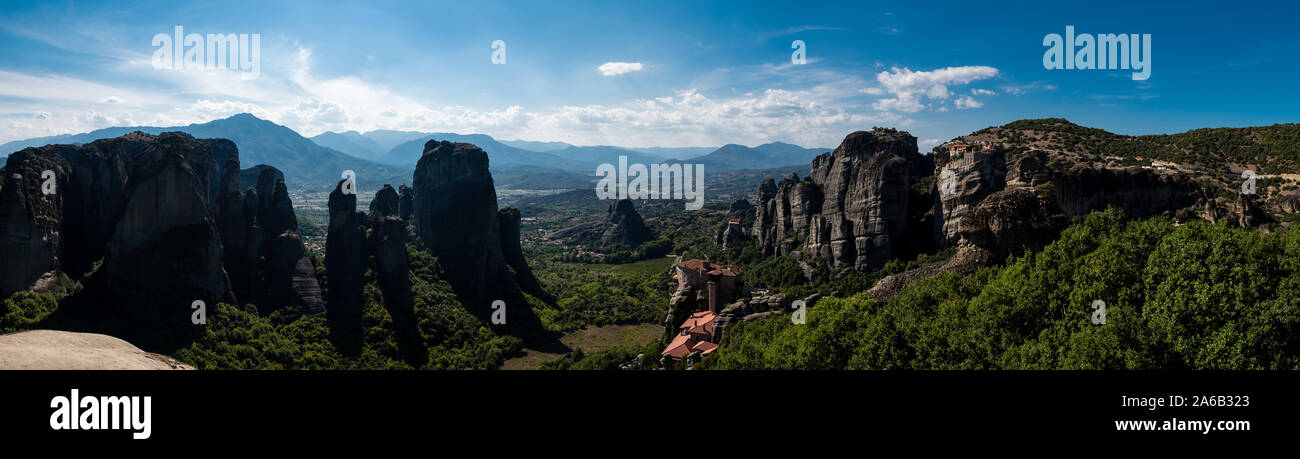 I punti di riferimento della Grecia - Panorama unico di rocce di Meteora Foto Stock