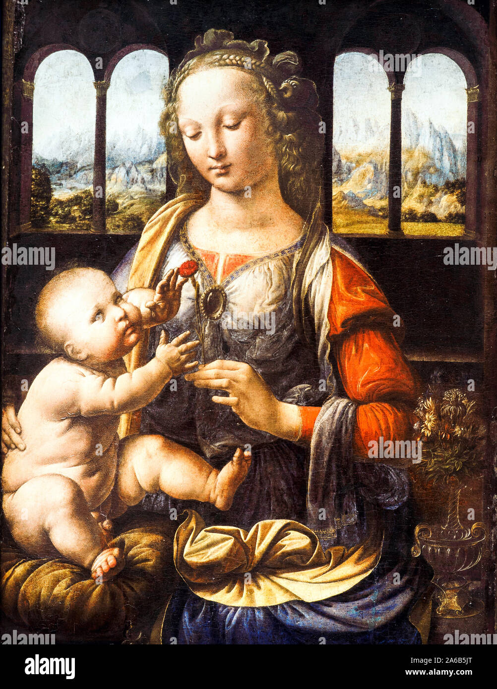 La Madonna del Garofano (la Madonna del Garofano) da Leonardo da Vinci (1452-1519) 1472 - 1478 olio su legno, cm 63 x 48 Foto Stock