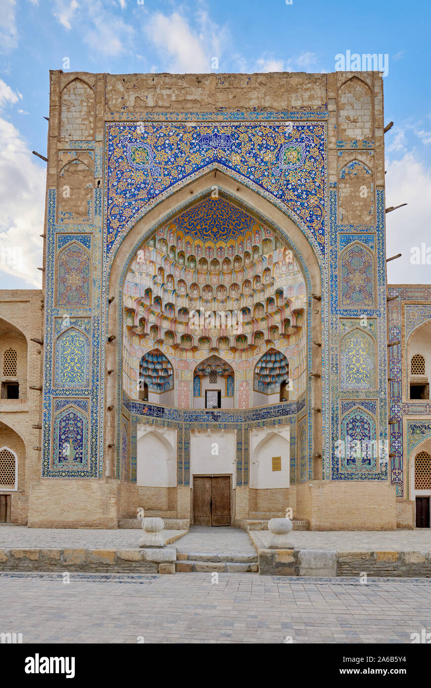 Abdul Aziz Khan o Abdulaziz Khan madrasa, Bukhara, Uzbekistan in Asia centrale Foto Stock