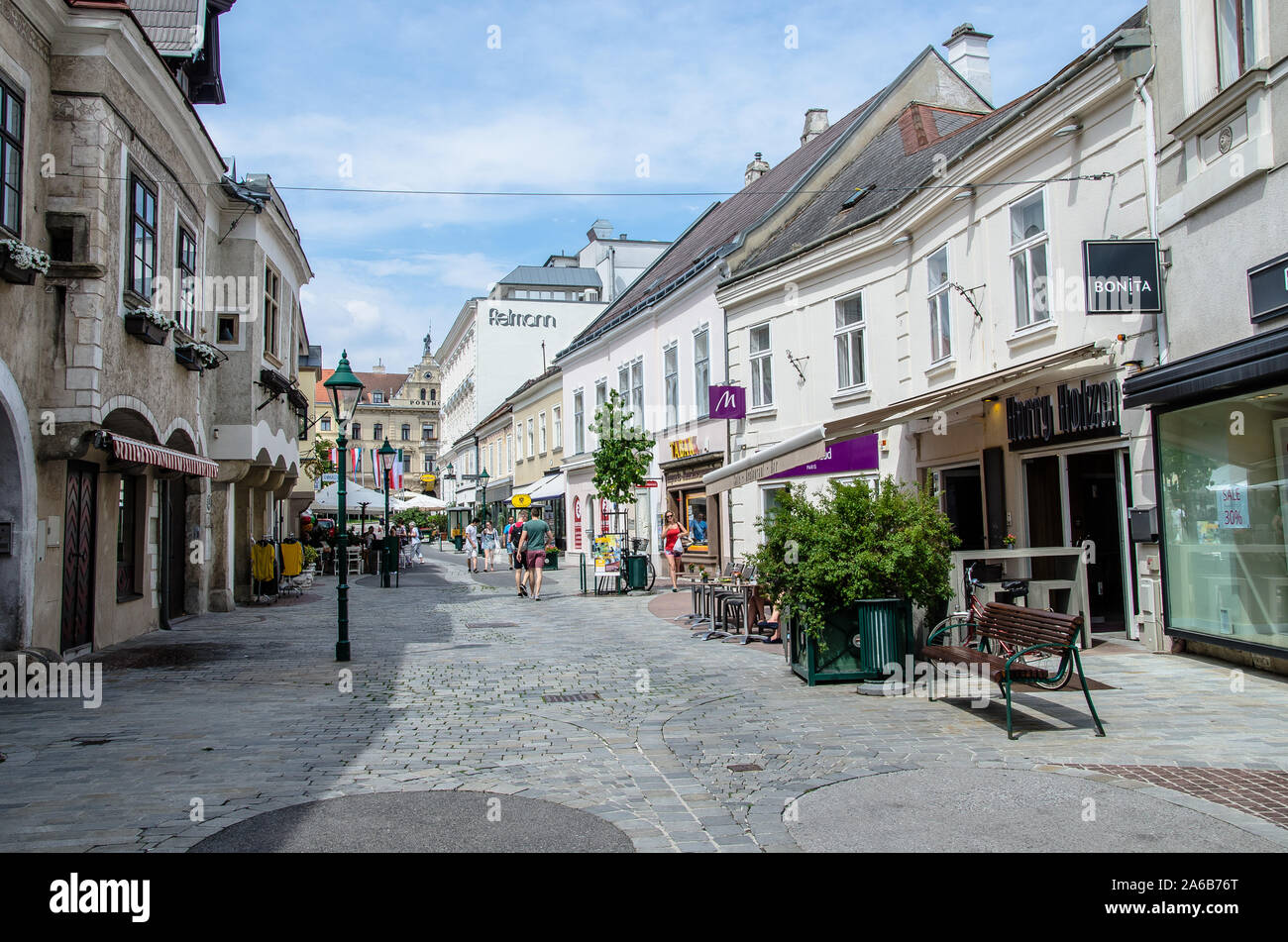 Mödling, capitale del distretto austriaco con lo stesso nome si trova 14 km a sud di Vienna, si trova nella Bassa Austria la zona industriale. Foto Stock