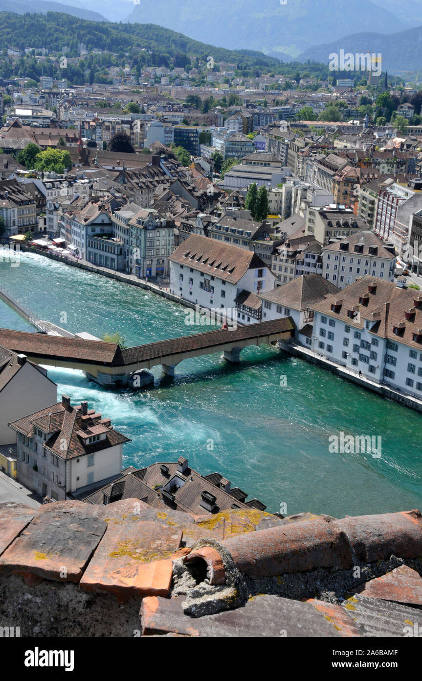 In tutta la Svizzera - Lucerna - Ponte Spreuer & ago Dam Foto Stock