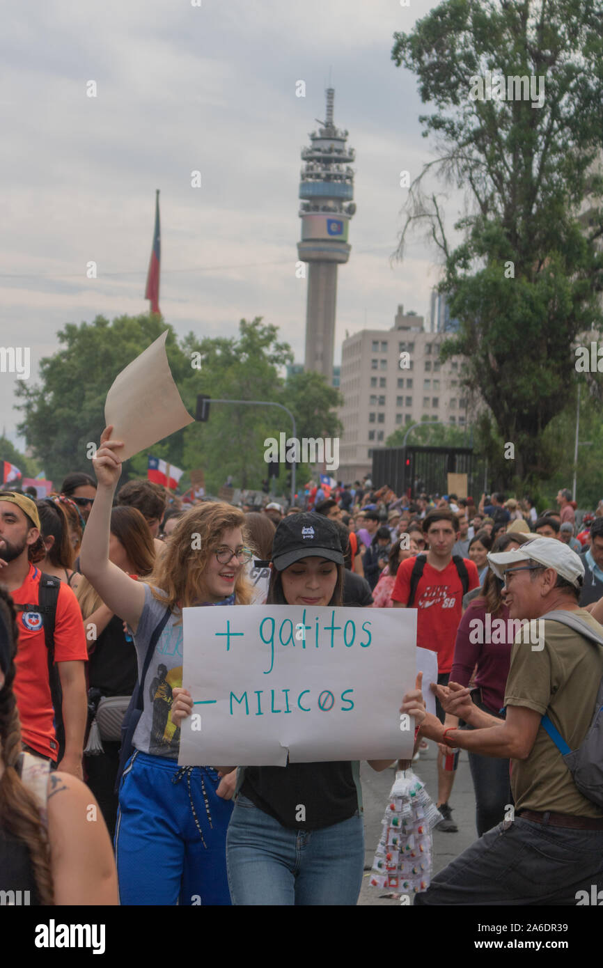 Il Cile proteste. La Marcha más grande de chile, più di 1 milioni di manifestanti Foto Stock