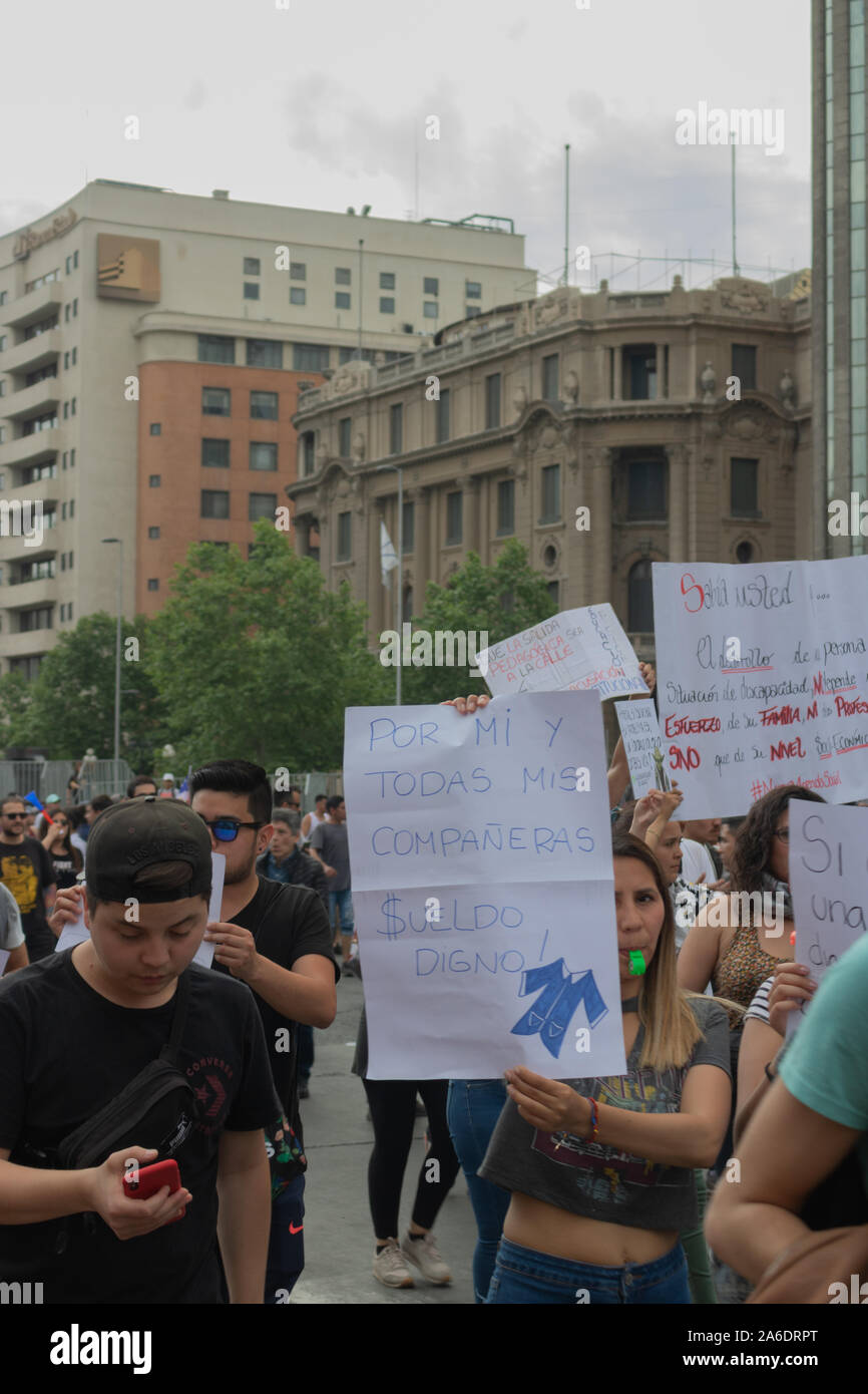 Il Cile proteste. La Marcha más grande de chile, più di 1 milioni di manifestanti Foto Stock