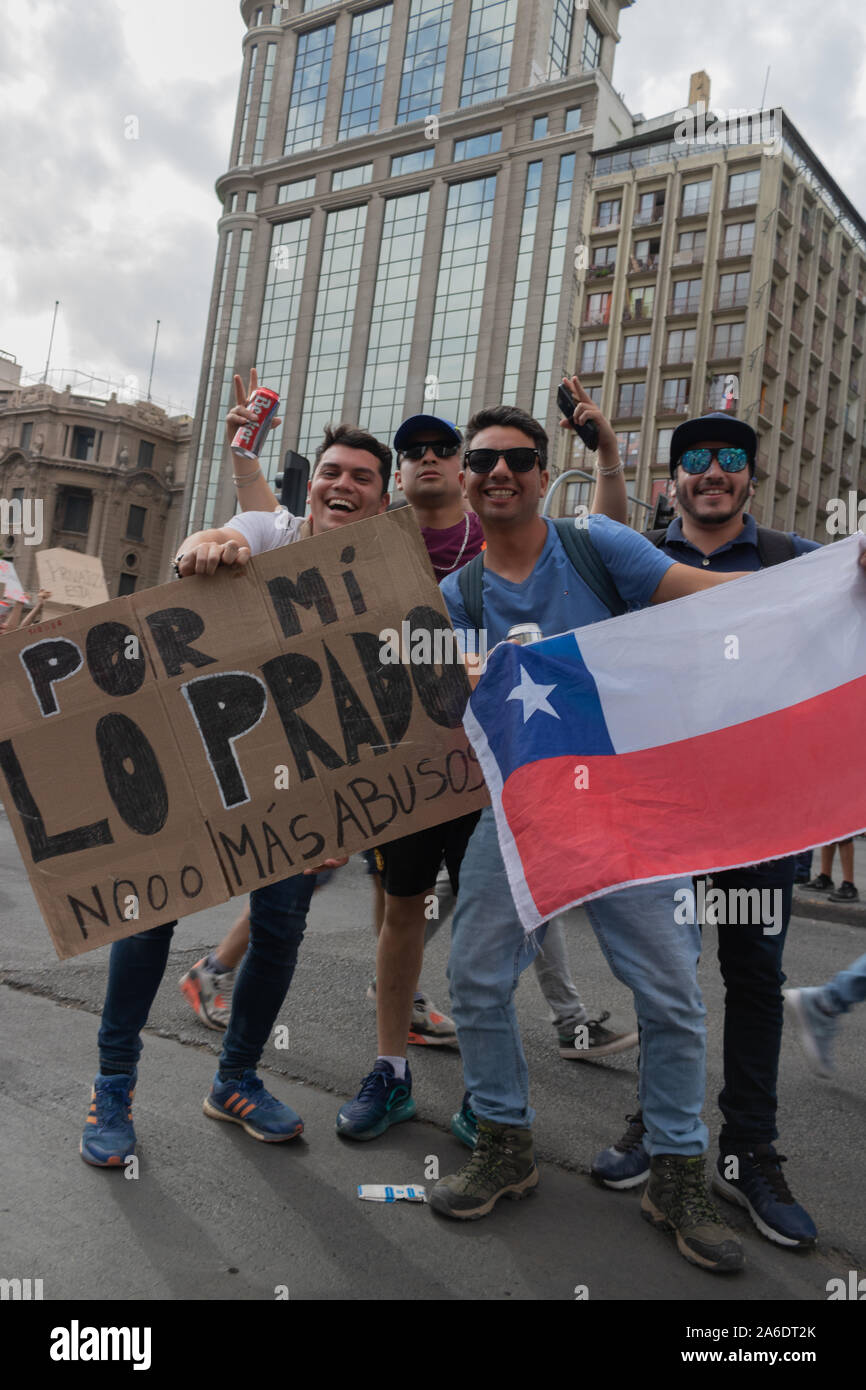 Il Cile proteste. La Marcha más grande de chile, più di 1 milioni di manifestanti Foto Stock