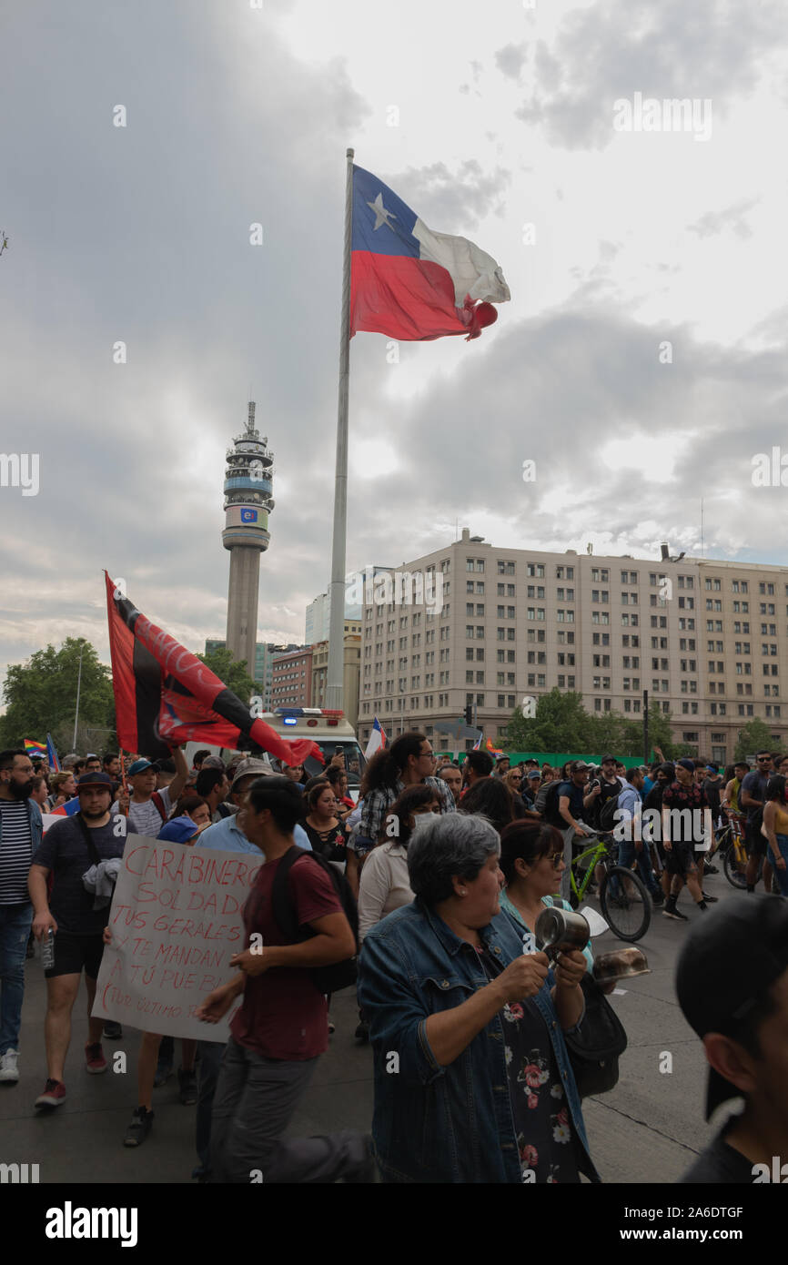 Il Cile proteste. La Marcha más grande de chile, più di 1 milioni di manifestanti Foto Stock