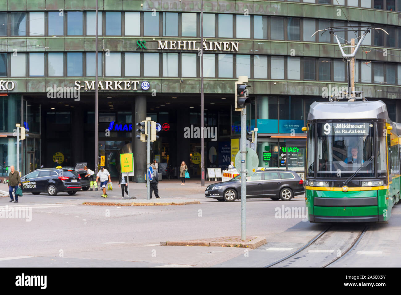 Tram numero 9 a Hakaniemi Helsinki Finlandia Foto Stock