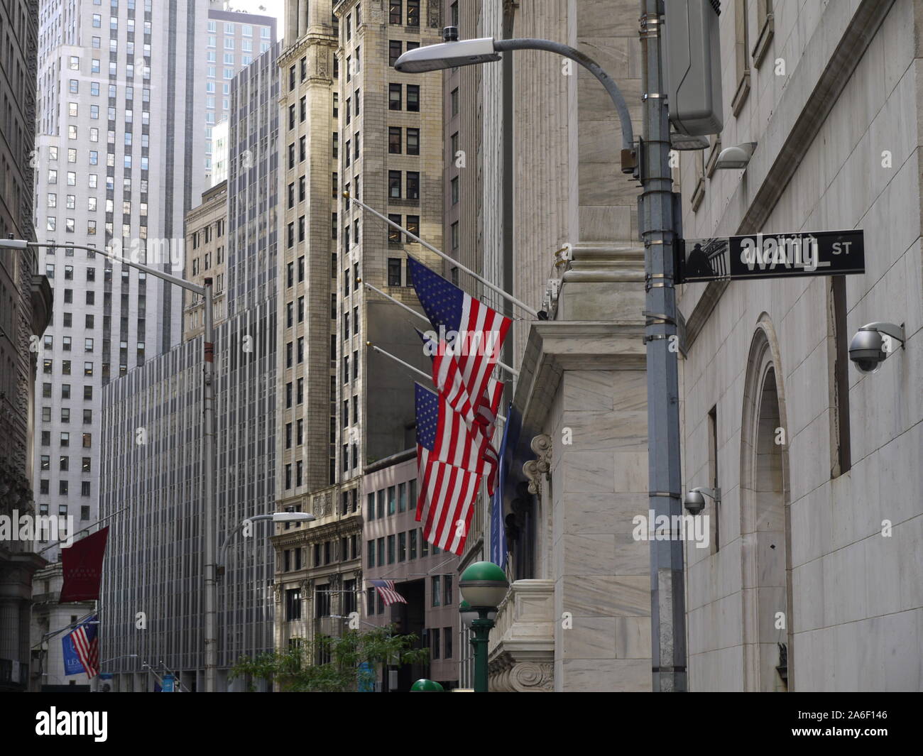 L'edificio storico del New York Stock Exchange (NYSE) in New York, capitale mondiale del settore finanziario, in Wall Street Foto Stock