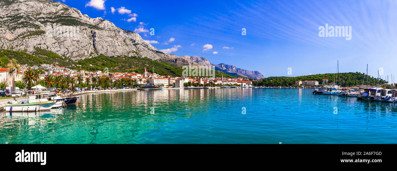 Viaggi e i punti di riferimento della Croazia - la famosa città di Makarska. popolare località turistica della riviera di Makarska Foto Stock