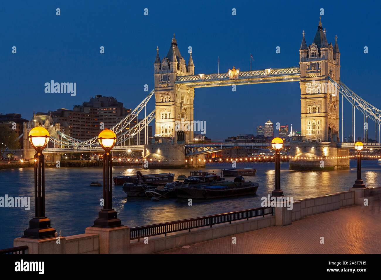Il Tower Bridge di Londra, Gran Bretagna. Foto Stock