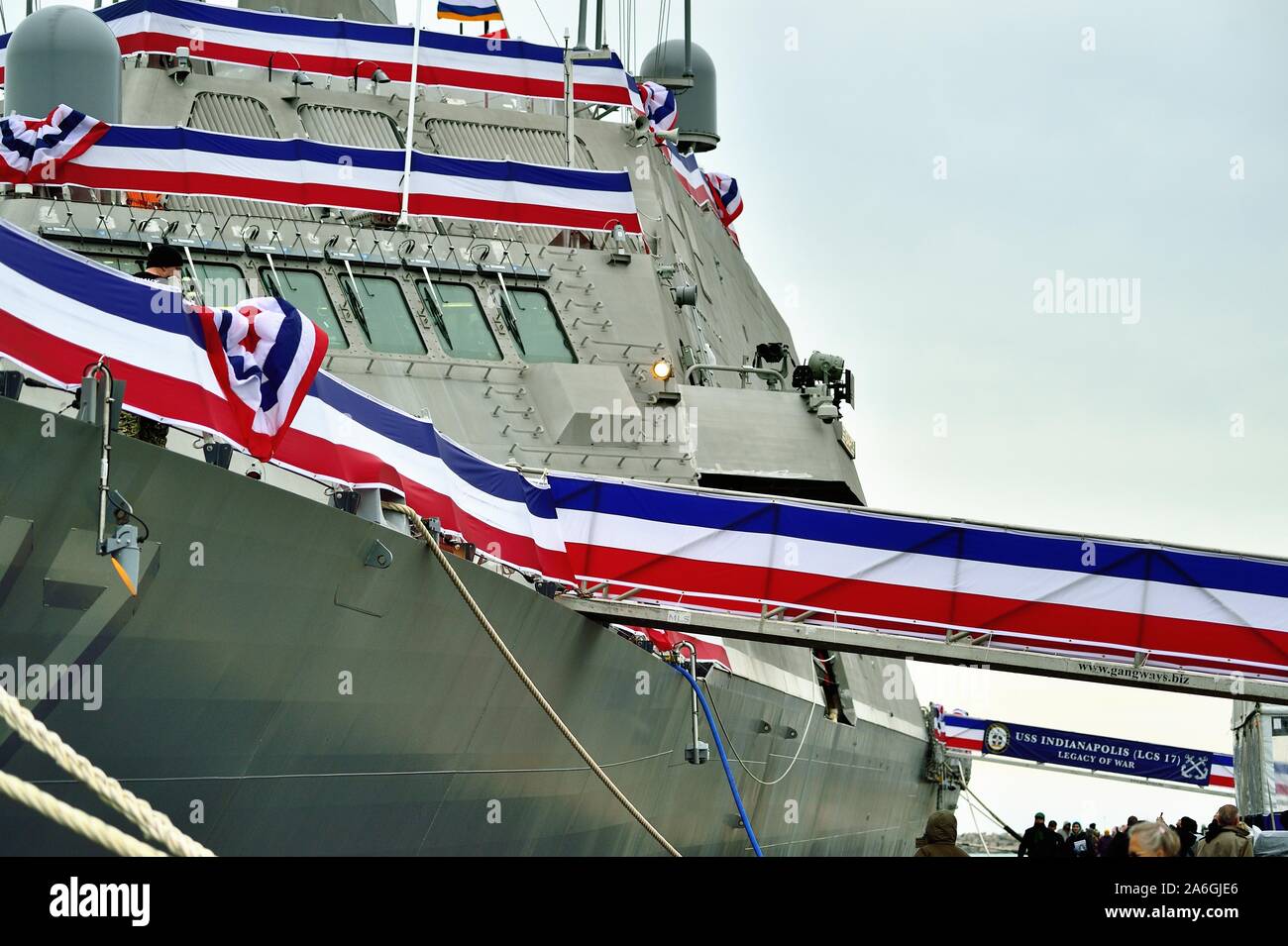 Burns Harbor, Indiana. Il Museo della Portaerei U.S.S. Indianapolis alla sua cerimonia di messa in funzione il 26 ottobre, 2019. Foto Stock
