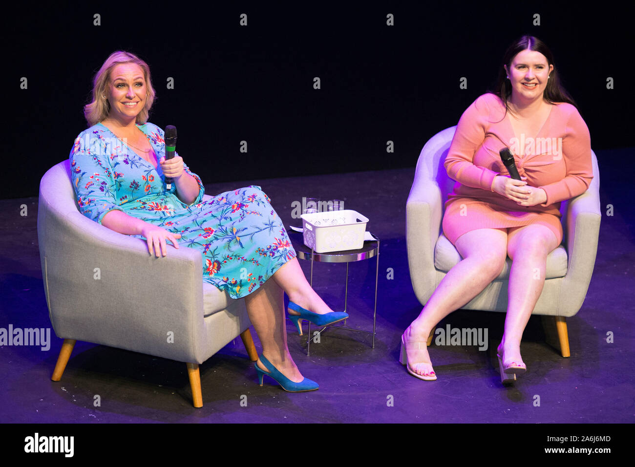 Glasgow, Regno Unito. Il 26 ottobre 2019. Nella foto: Josie Gibson che stava parlando al corpo vivo di fiducia 2019 in Glasgows Troon teatro. Credito: Colin D Fisher/CDFIMAGES.COM Foto Stock