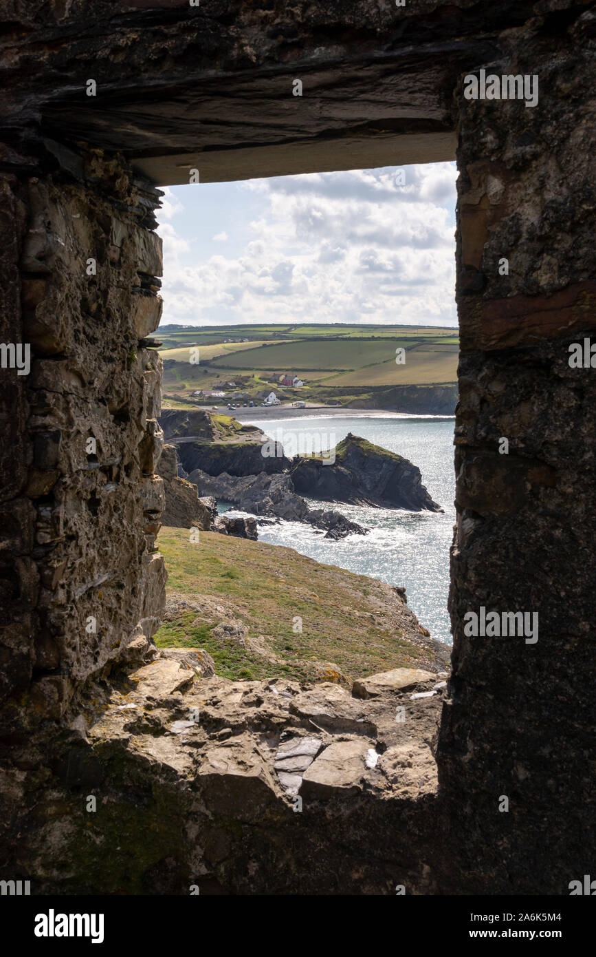 Vista dalla Torre Abereiddy sulla costa del nord Pembrokeshire, Galles. Foto Stock