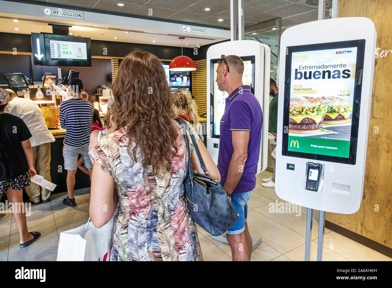 Barcellona Spagna,Catalogna Catalunya,El Poblenou,Avinguda Diagonal Avenue,Glories,shopping shopper shopping negozi mercati mercato buyin Foto Stock