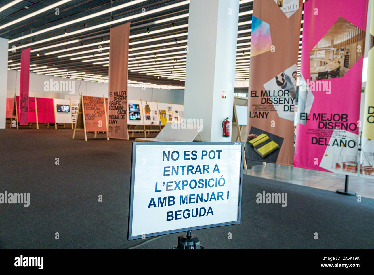 Barcellona Spagna,Catalogna Catalunya,Plaza Placa de les Glories,Museu del Disseny de Barcelona Design Museum,mostra collezione,ion,interni Foto Stock