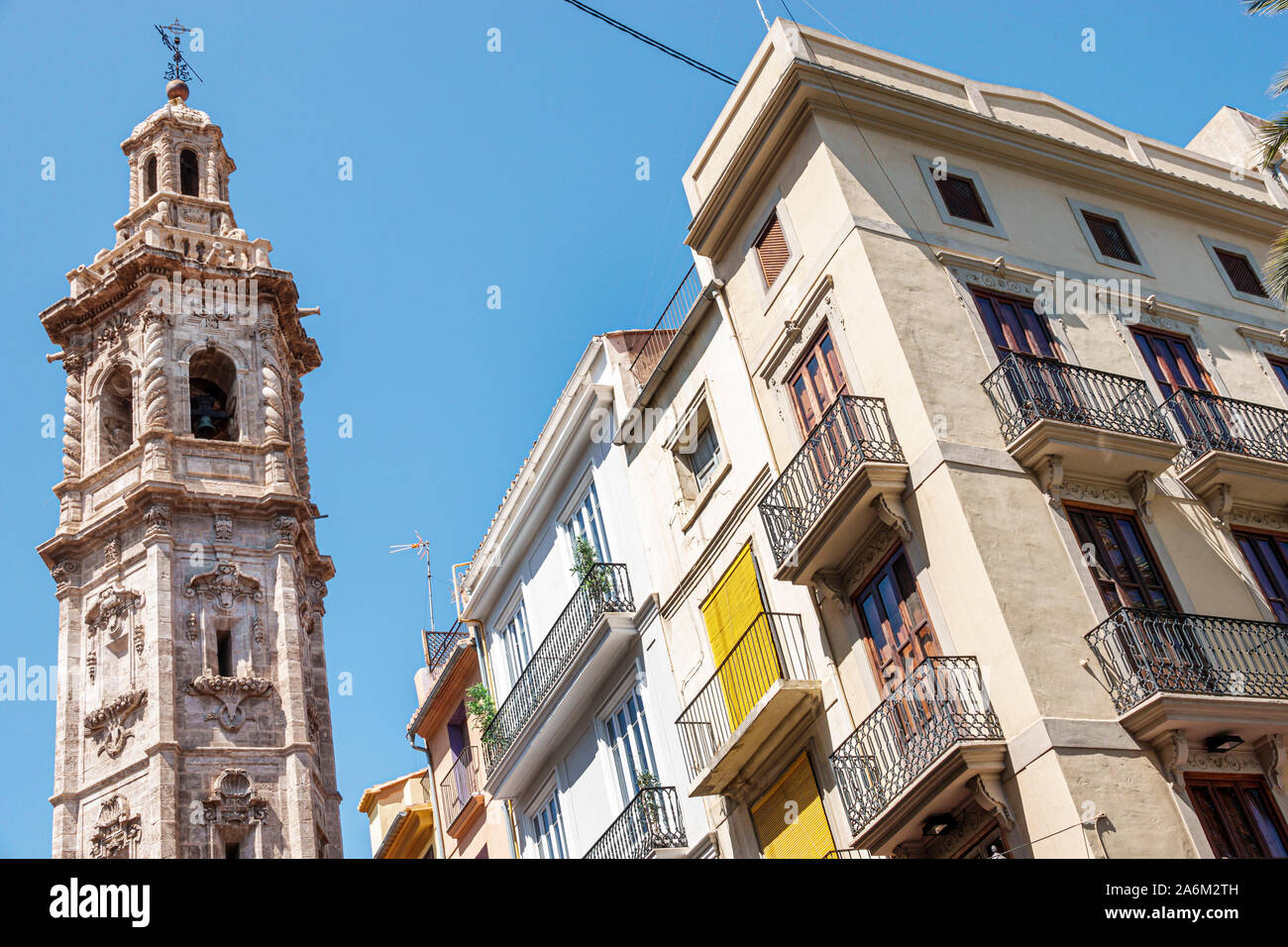 Valencia Spagna Ispanica, Ciutat Vella, città vecchia, centro storico, Torre de Santa Catalina Martir, campanile, campanile di Juan Bautista viti, stile barocco, ap Foto Stock