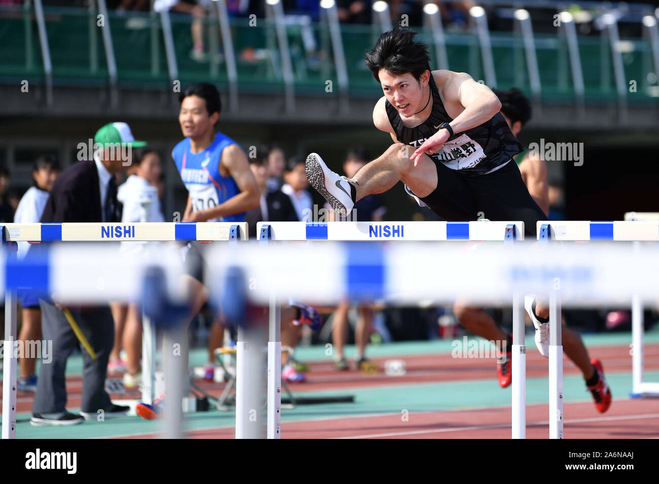 Honjo Athletic Stadium, Fukuoka, Giappone. 27 ott 2019. Shunya Takayama, Ottobre 27, 2019 - Atletica leggera : quarantunesima Kitakyusyu atletica carnevale Uomini 110m Hurdles Finale a Honjo Athletic Stadium, Fukuoka, Giappone. Credito: MATSUO.K AFLO/sport/Alamy Live News Foto Stock