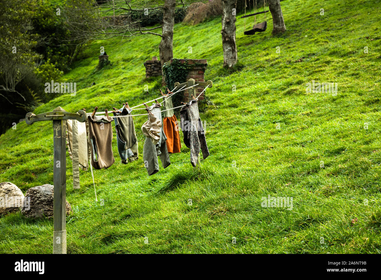 Servizio lavanderia a secco nel Hobbiton Movie set, Matamata, Nuova Zelanda Foto Stock