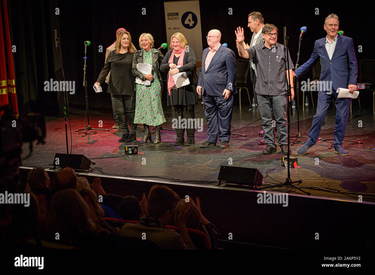 Little Britain stelle Matt Lucas e David Walliams riunire per poco Brexit registrazione per Radio 4 per essere trasmesso al 18:30 Il 31 ottobre 2019. Foto Stock