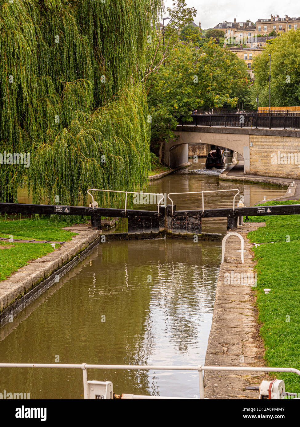 Kennet & Avon Canal - serratura 7, bagno, Somerset, Regno Unito. Foto Stock