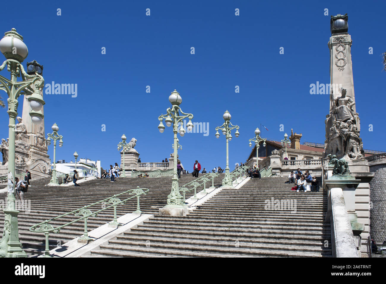 Scalone monumentale a stazione di Saint Charles, Marsiglia, Francia Foto Stock